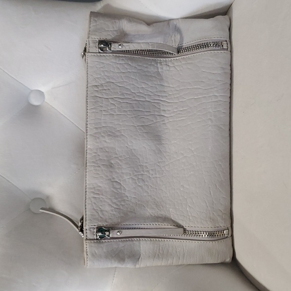 Vince camuto woman's large envelope leather gray silver purse shoulder b… - Picture 2 of 13